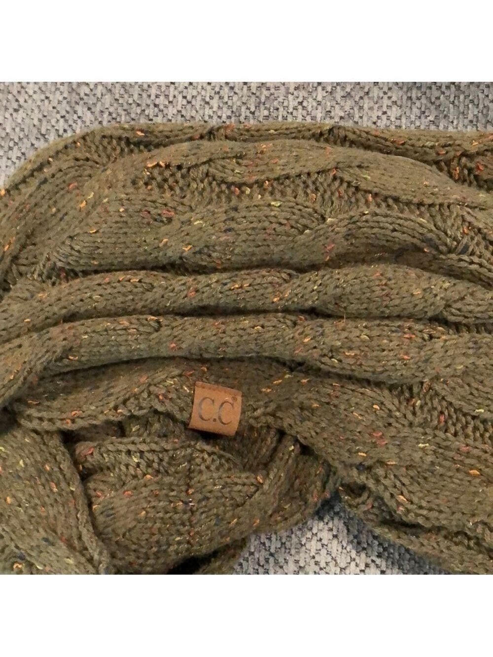 C. C infinity scarf.